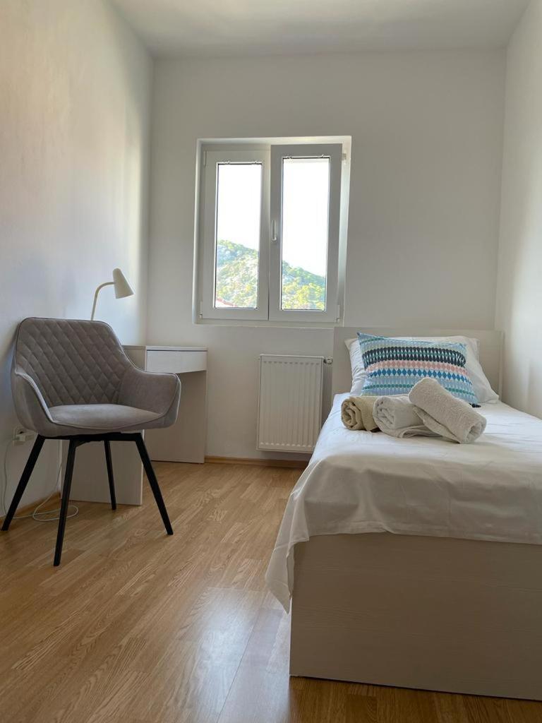Apartment Place 2 Stay Hvar Town Eksteriør bilde
