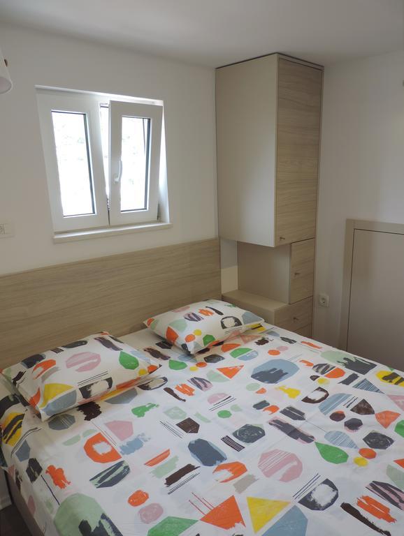 Apartment Place 2 Stay Hvar Town Eksteriør bilde
